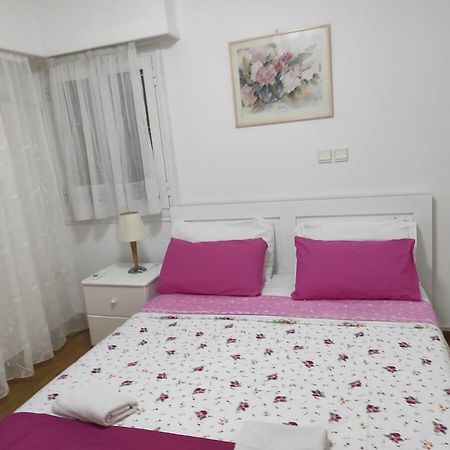 Flor De Mayo,Apt In Alimos Near The Sea Athena Bagian luar foto