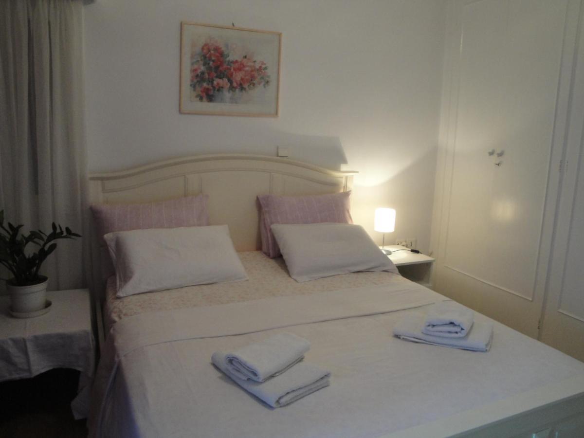 Flor De Mayo,Apt In Alimos Near The Sea Athena Bagian luar foto